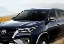 Toyota की 3 कारों के इंजन में गड़बड़ी, कंपनी ने रोकी सप्लाई, जानिए डिलीवरी को लेकर ग्राहकों से क्या कहा