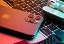 इतिहास का ‘सबसे बड़ा’ अपडेट लाने के लिए तैयार है ऐपल! iPhone का बदल जाएगा रंग-रूप!